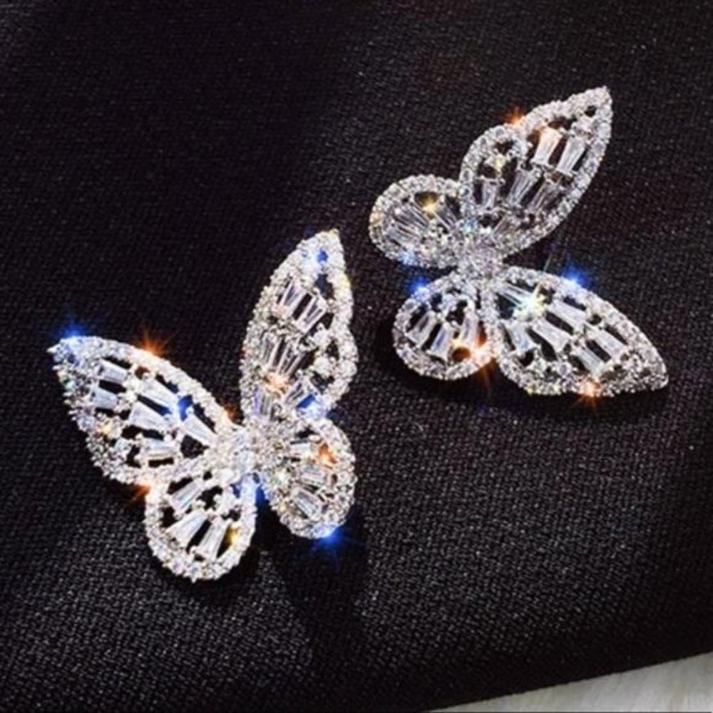 SILVER & SIMULATED DIAMOND BUTTERFLY PIERCED EARRINGS